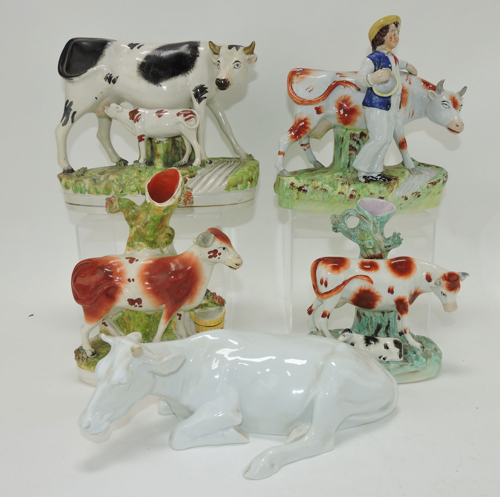 Staffordshire lot of 5 cow figures, (1 of 1)