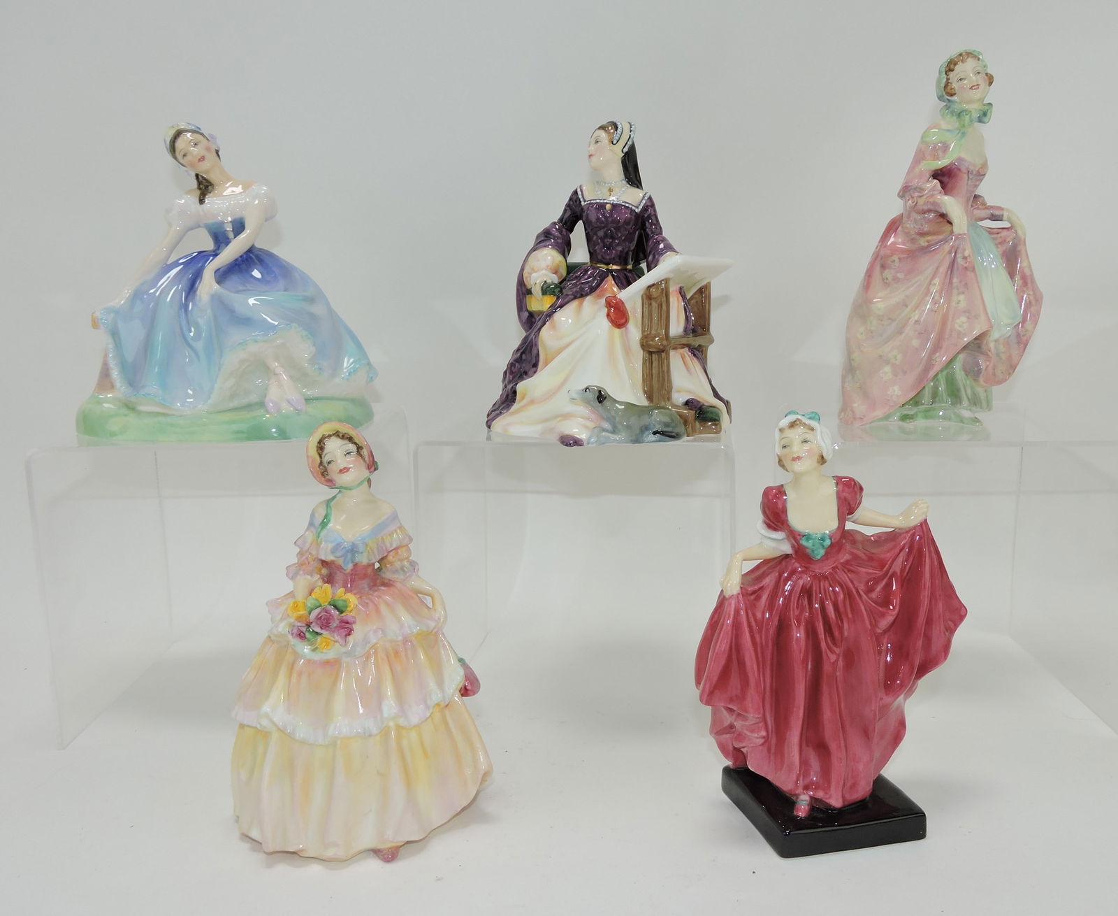 Royal Doulton lot of 5 lady figures: (1 of 1)