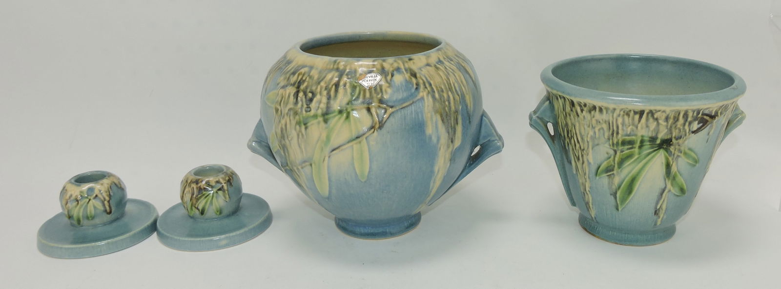 Roseville Moss pair of candle holders (1 of 1)