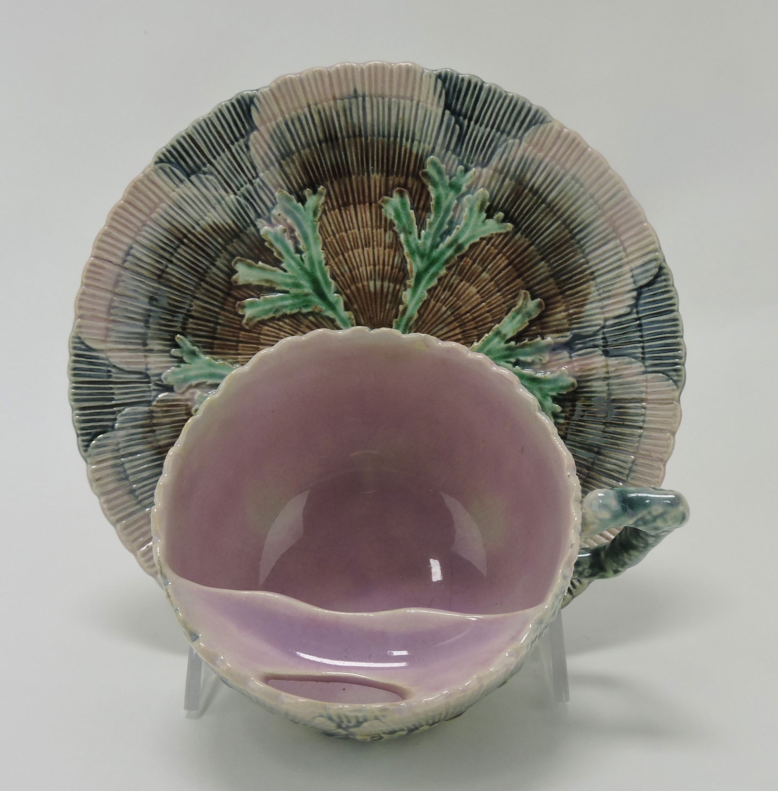 Etruscan majolica shell and seaweed (1 of 1)