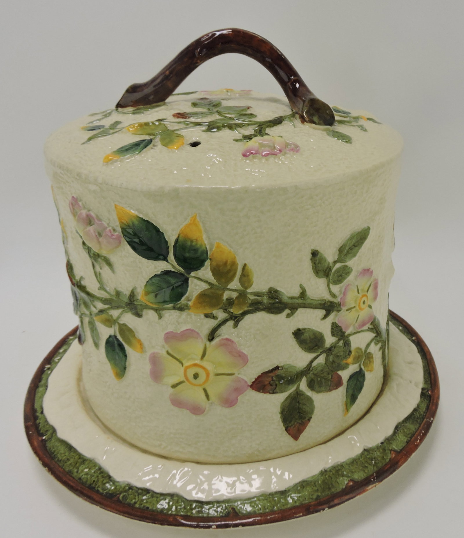 Majolica asparagus cradle, 9 1/2"w,: 6"h; Sue & Harry Thurmon Collection