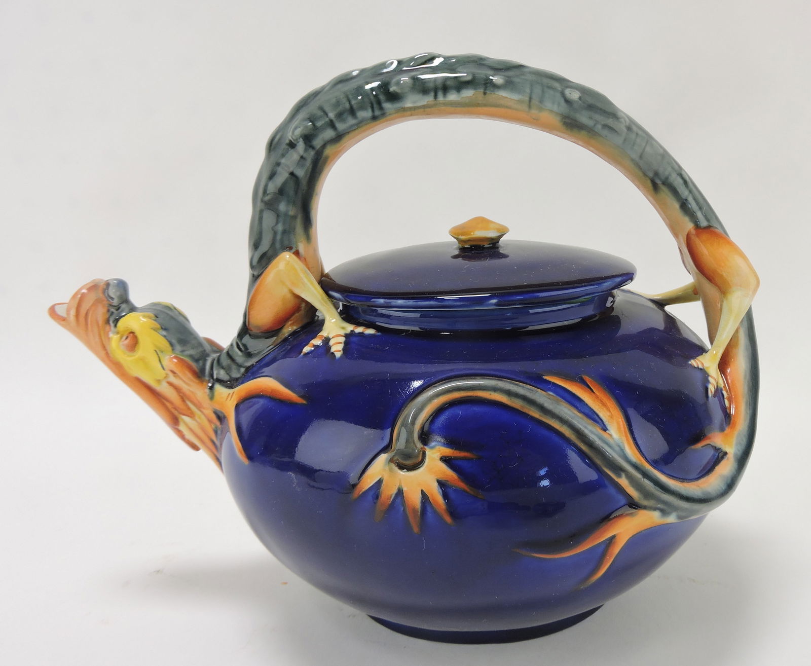 Wedgwood majolica cobalt teapot: with dragon handle, 8"h. Sue & Harry Thurmon Collection