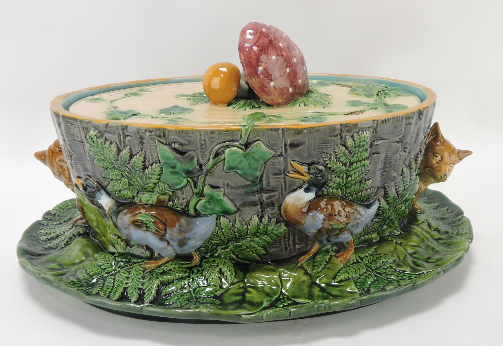 Minton majolica rare 'Mushroom' (1 of 5)