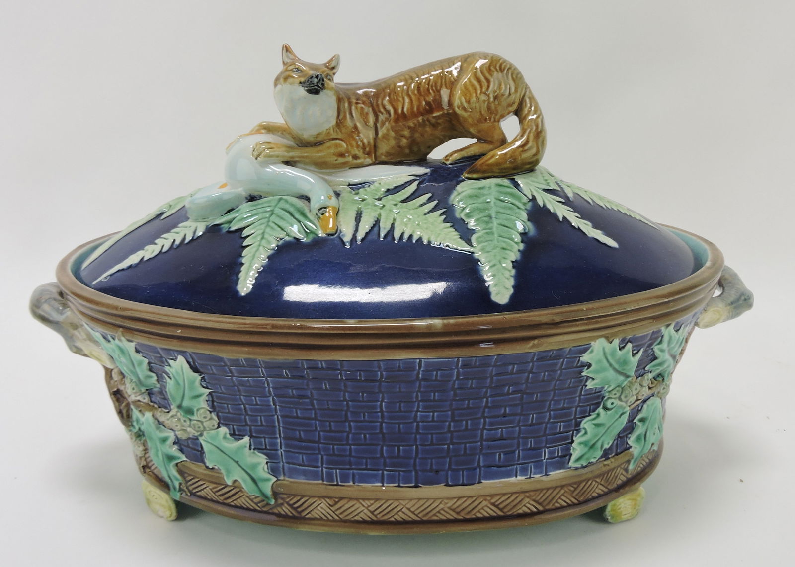 Holdcroft majolica cobalt game (1 of 3)