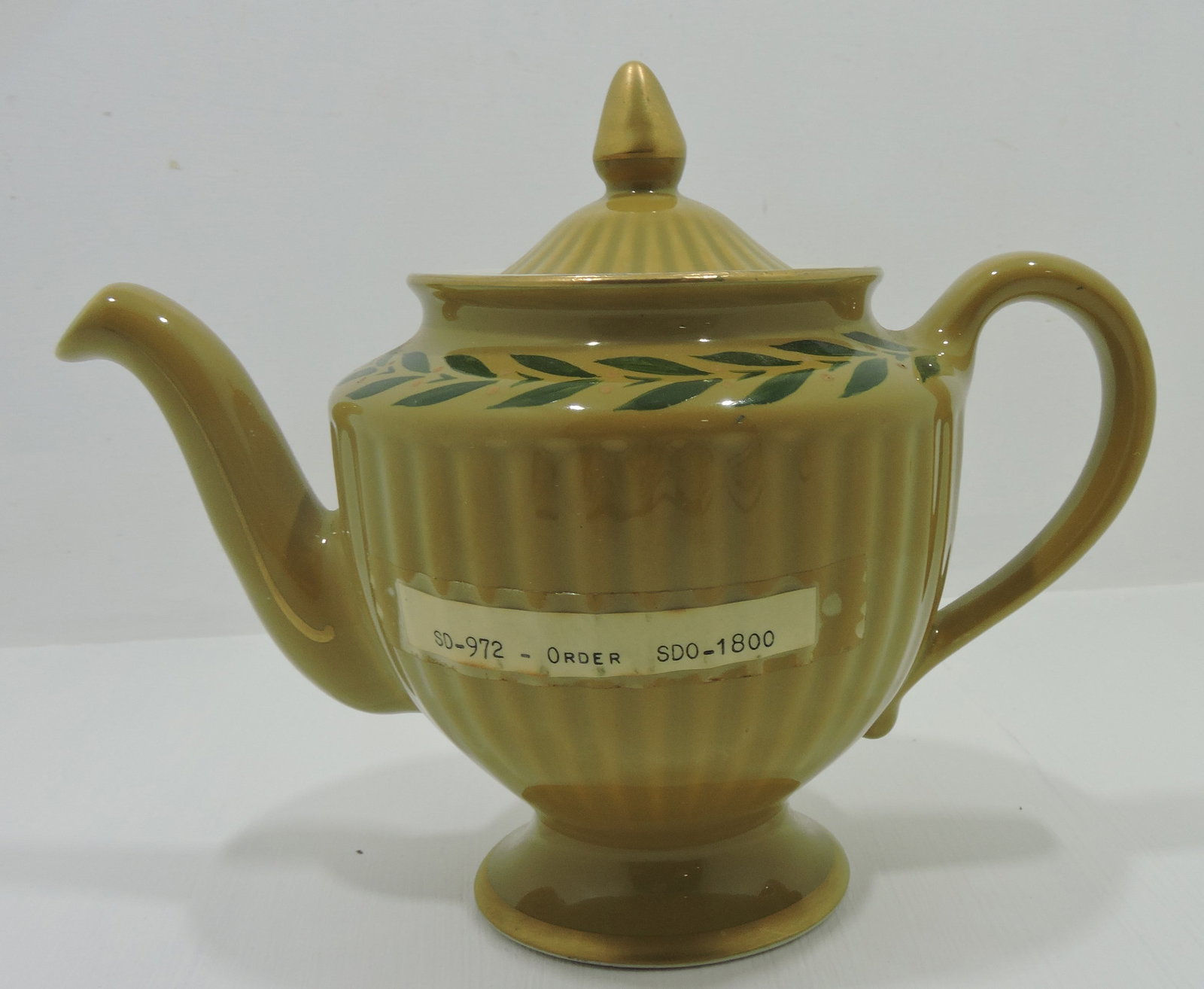 Hall China Los Angeles teapot with: paper label