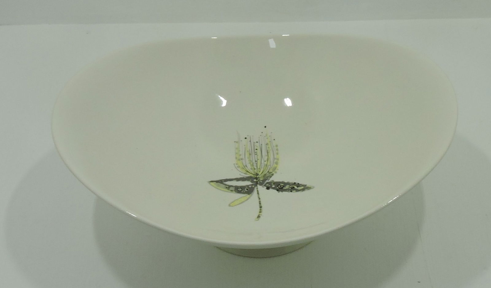 Hall China Eva Zeisel compote: .