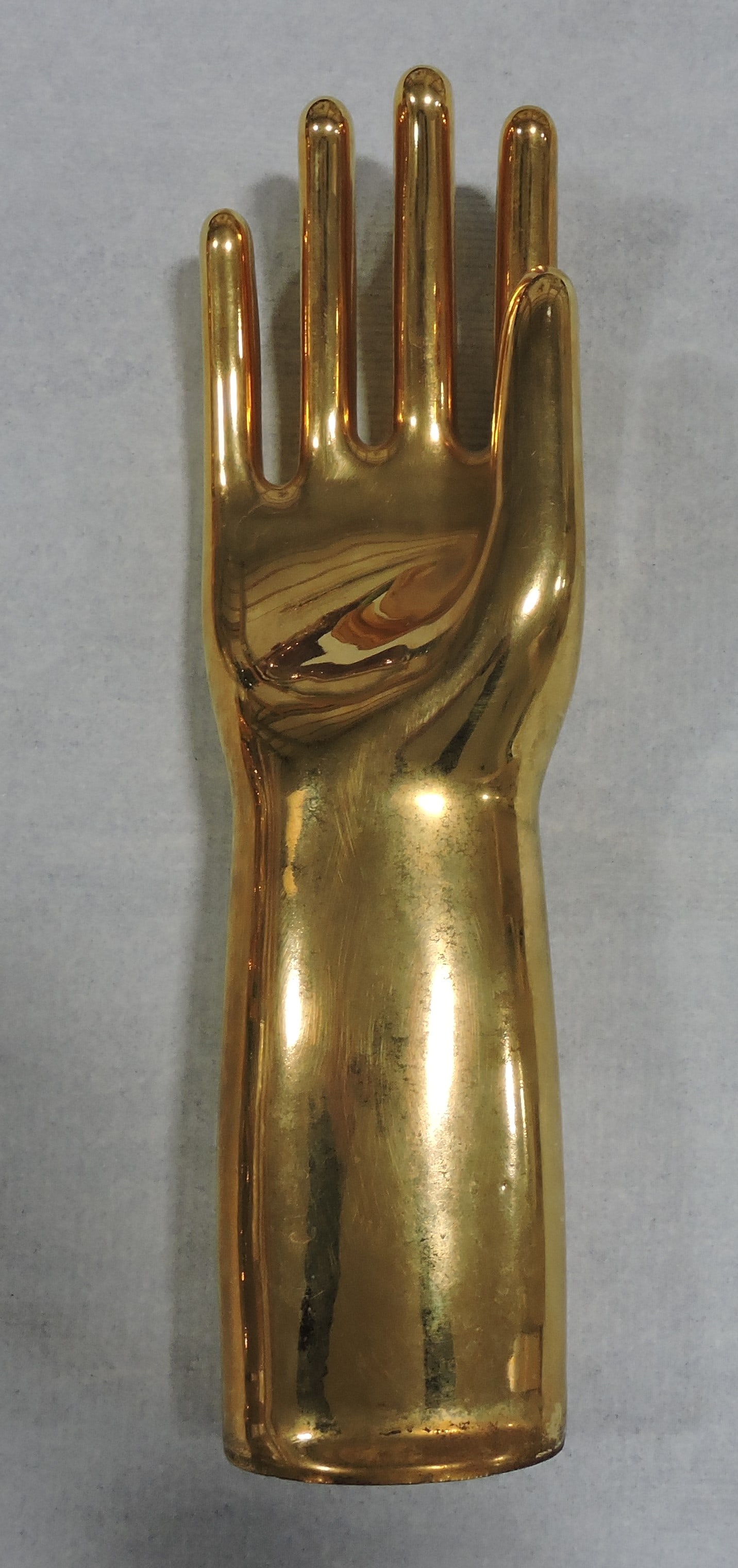 Hall China Golden Glo glove mold, 14 3/4" (1 of 1)