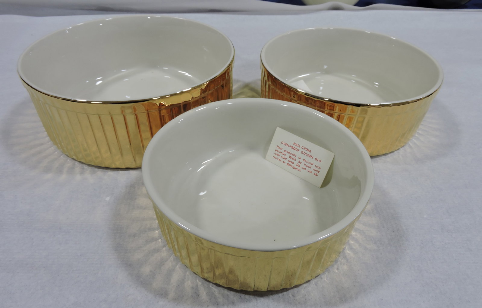 Hall China Golden Glo 3 pc nested: baker set