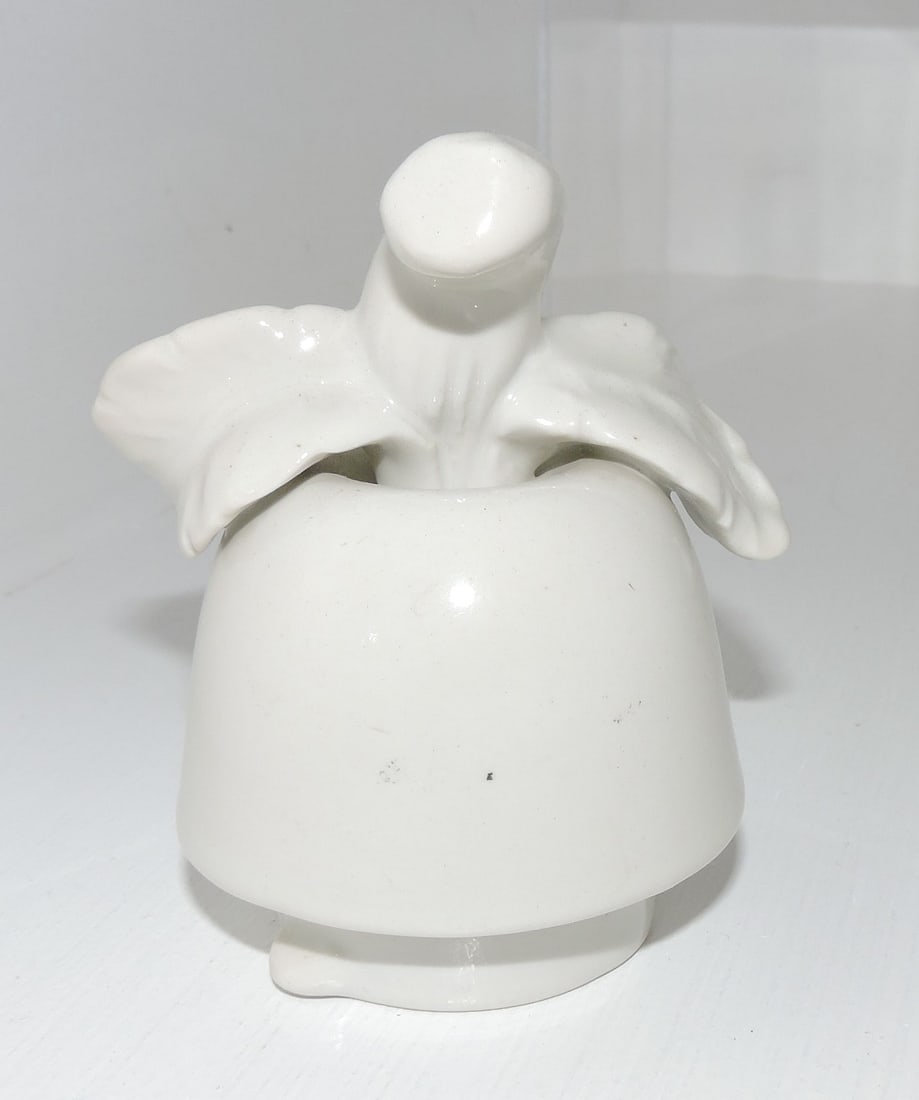 Hall China pear teapot lid (1 of 1)