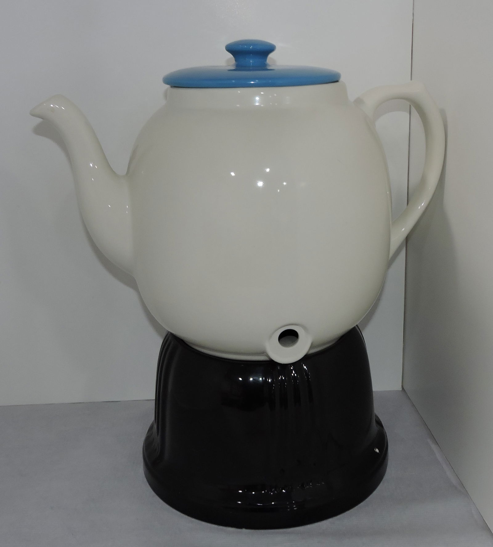 Hall China tea dispenser, mismatched (1 of 1)