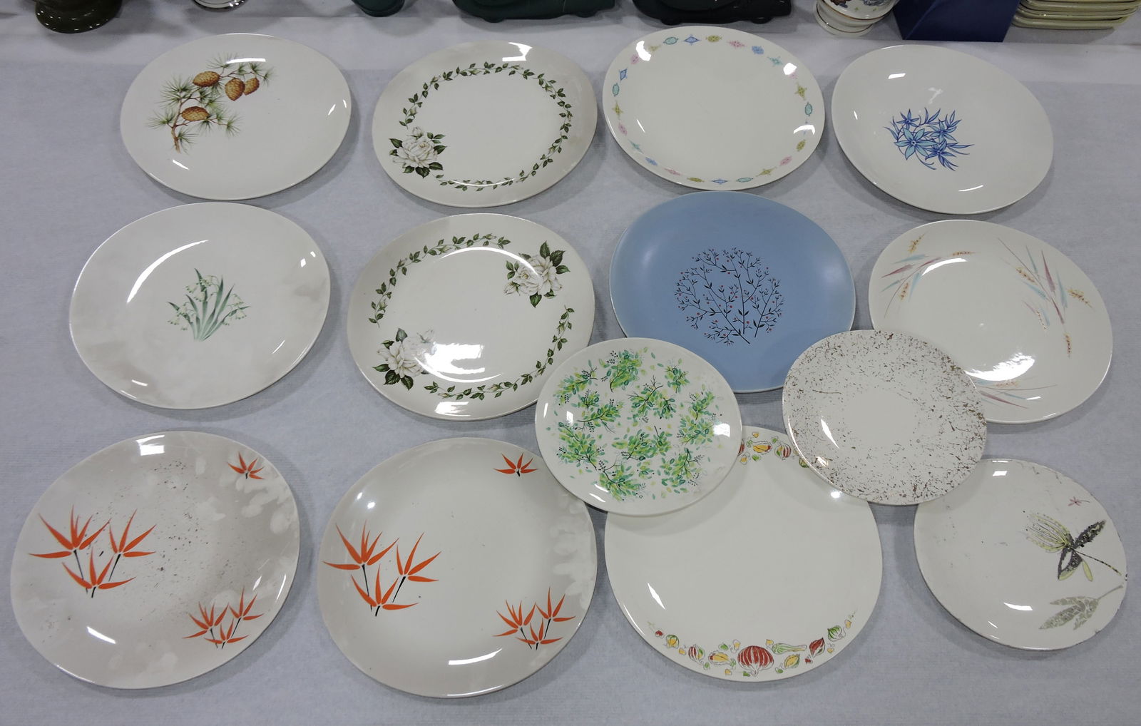 Hall China Eva Zeisel lot of 14 plates, (1 of 1)