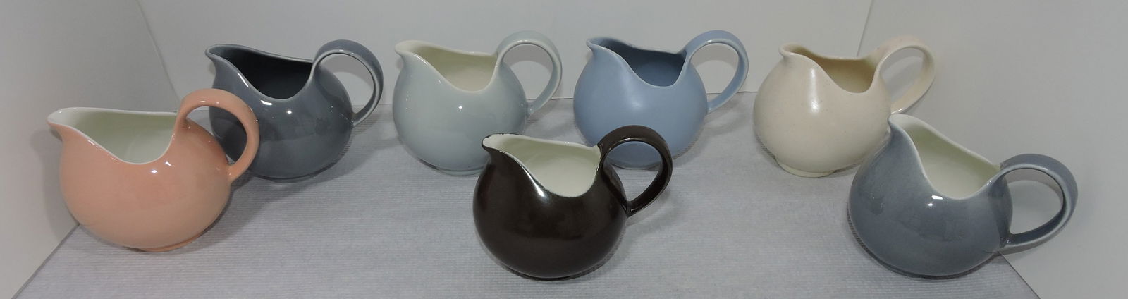 Hall China Eva Zeisel lot of 7 creamers, (1 of 2)