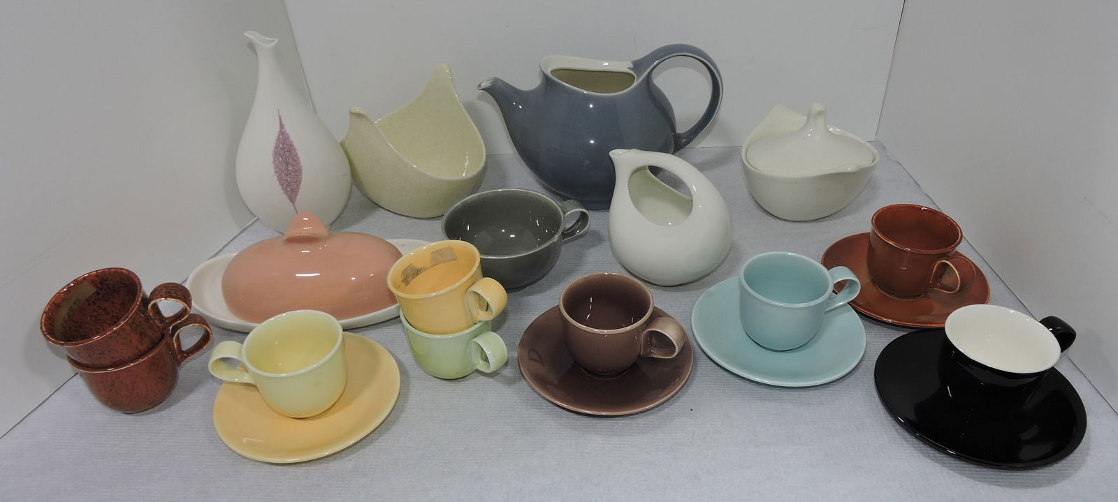 Hall China Eva Zeisel lot of assorted (1 of 1)