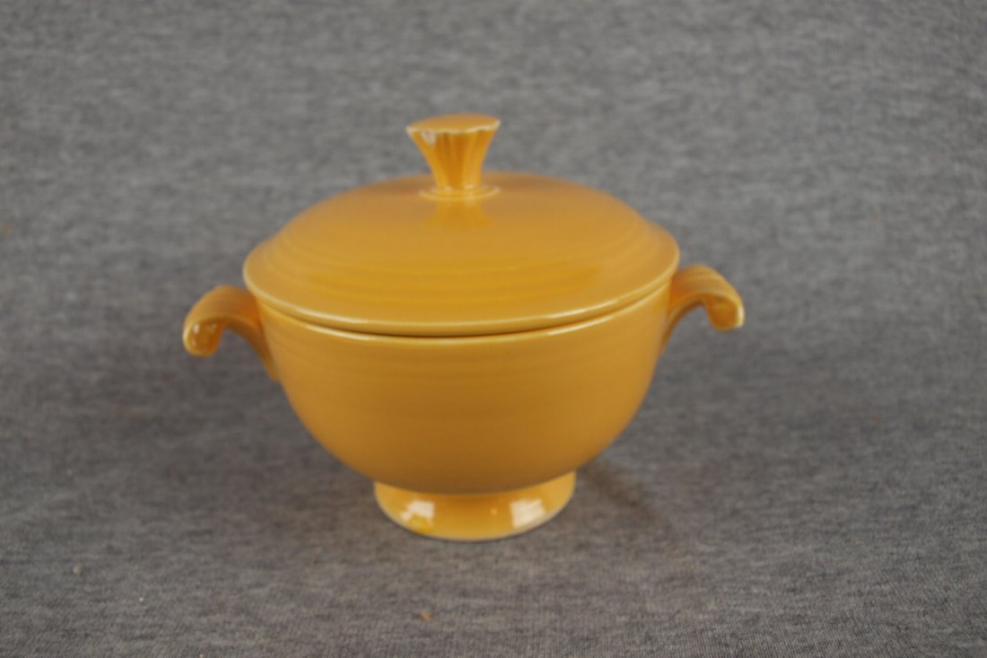 Fiesta yellow onion soup, nick to finial : Fiesta yellow onion soup, nick to finial