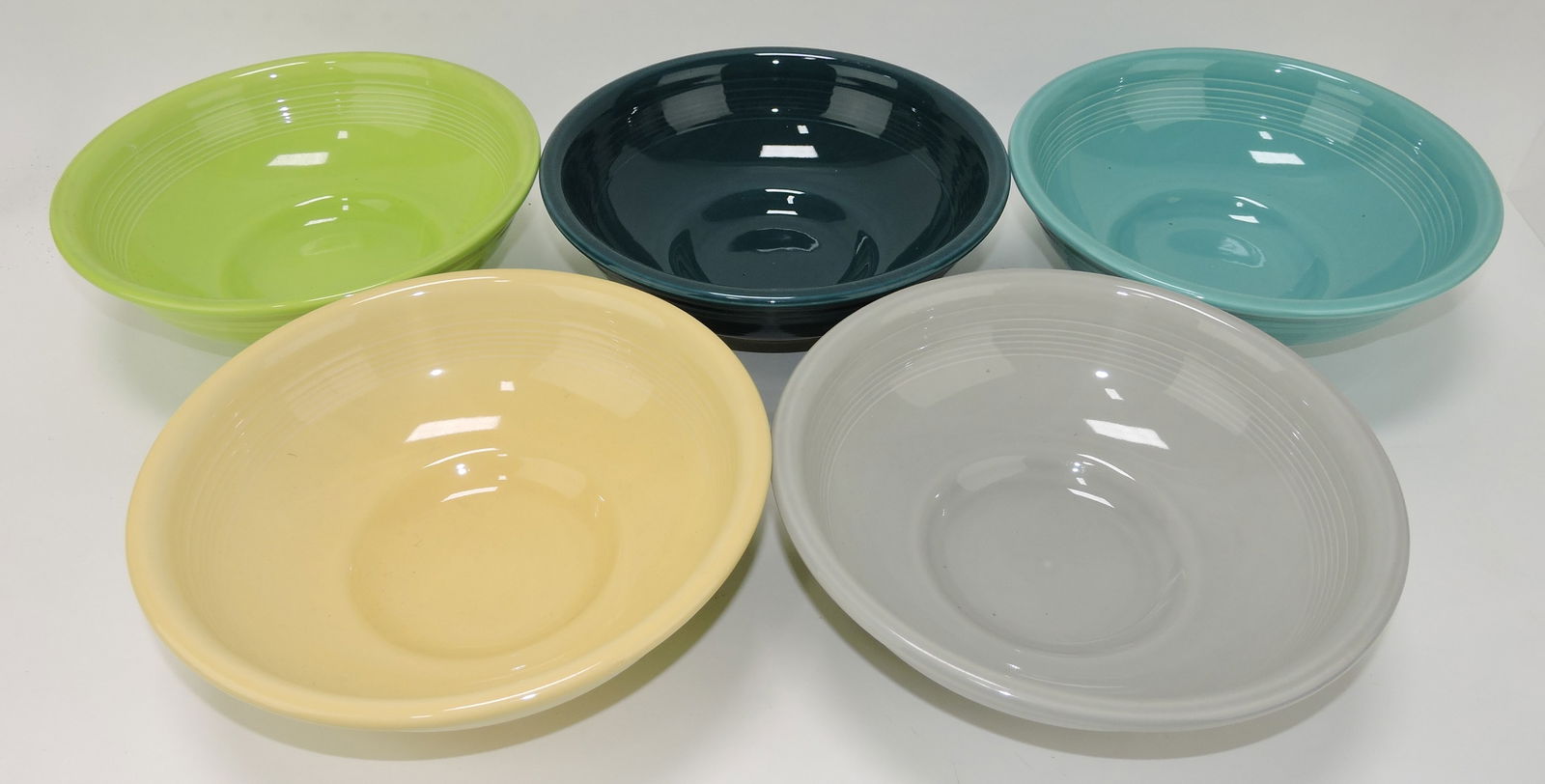 Fiesta Post 86 pedestal bowl group, (1 of 1)