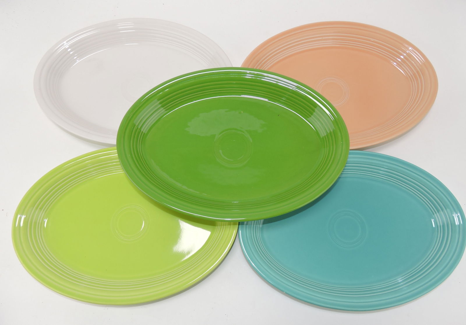 Fiesta Post 86 13 1/2" platter group, (1 of 1)