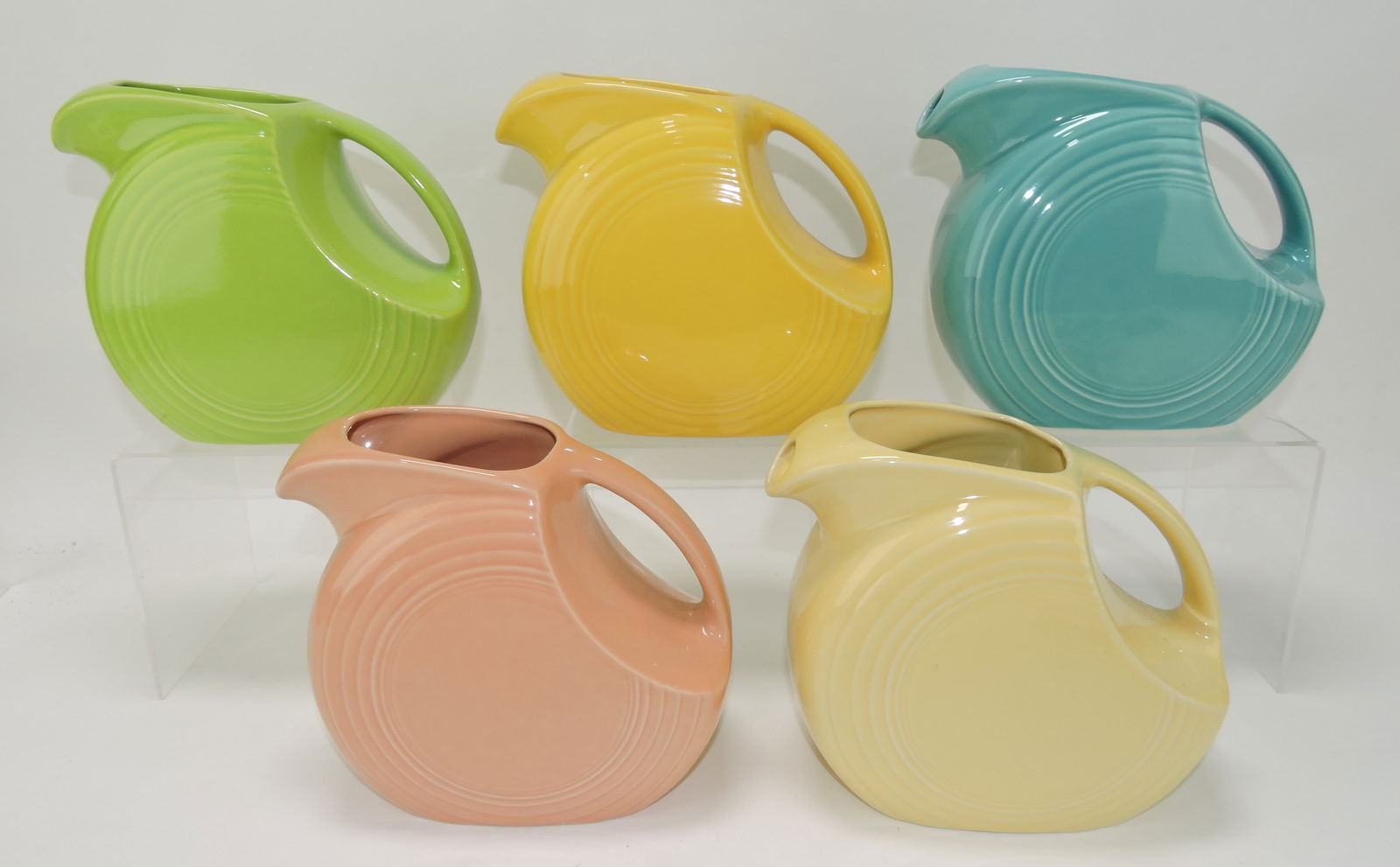 Fiesta Post 86 disc water pitcher (1 of 1)