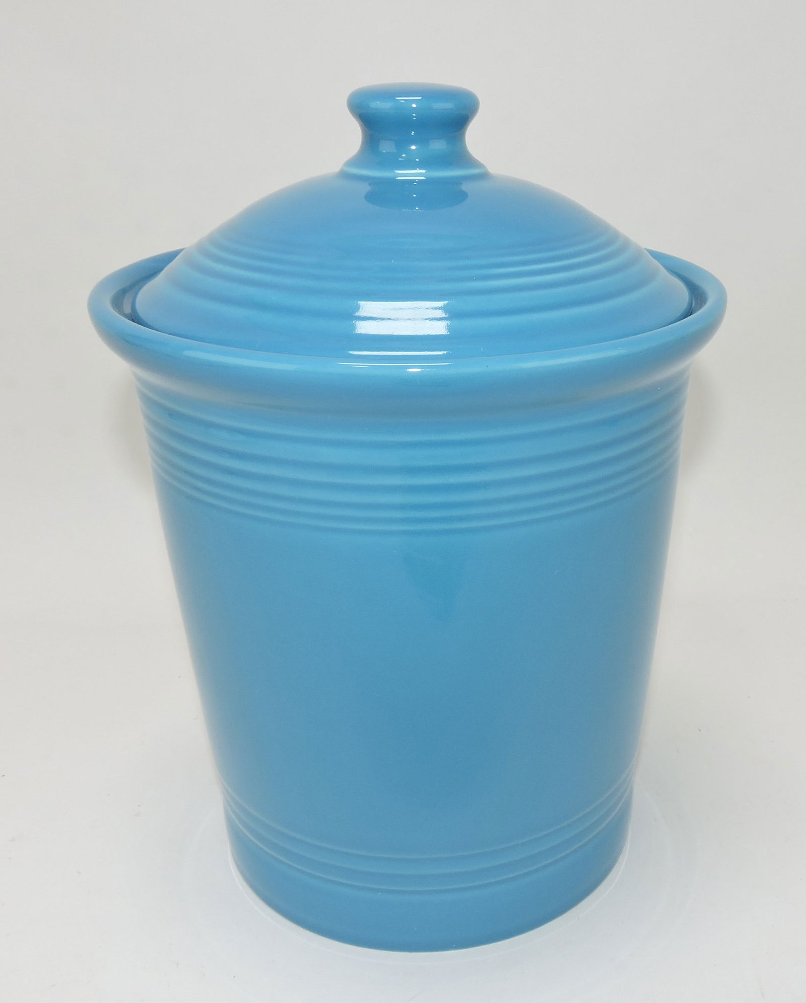 Fiesta Post 86 large canister, peacock (1 of 1)