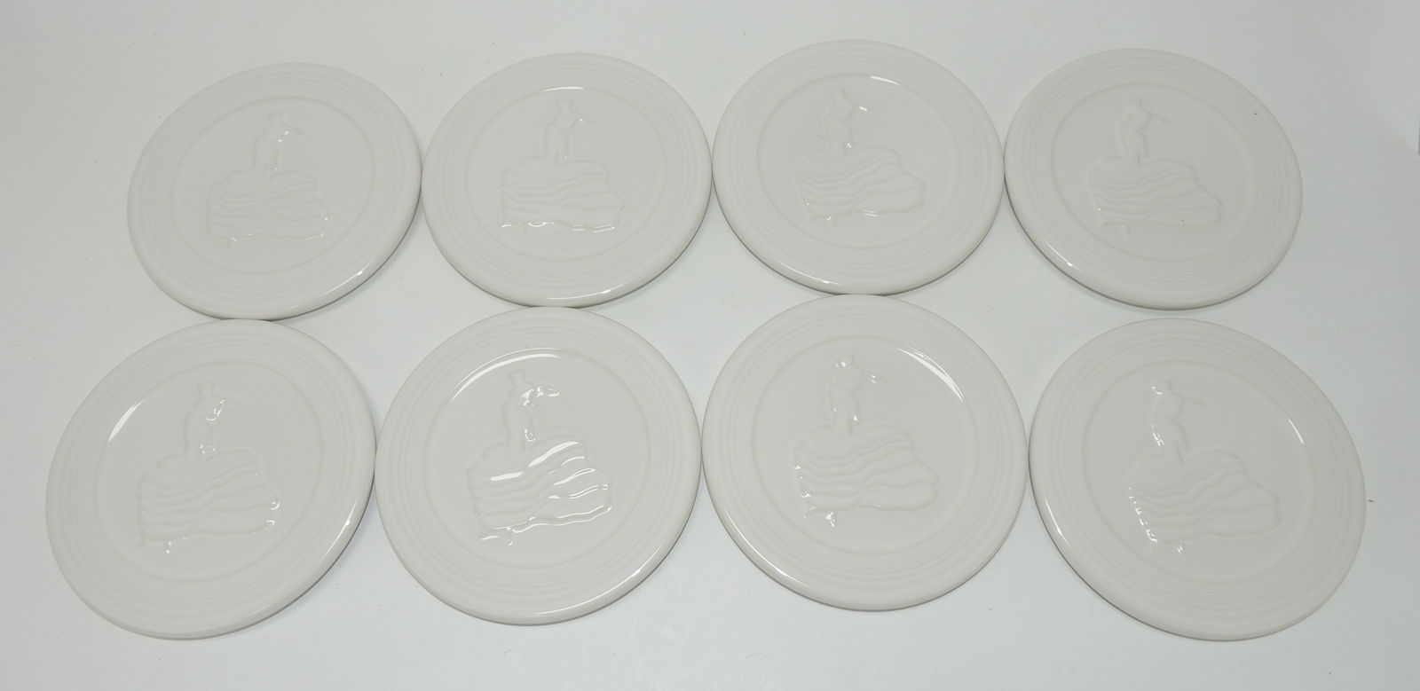 Fiesta Post 86 tea trivet with dancing lady (1 of 1)