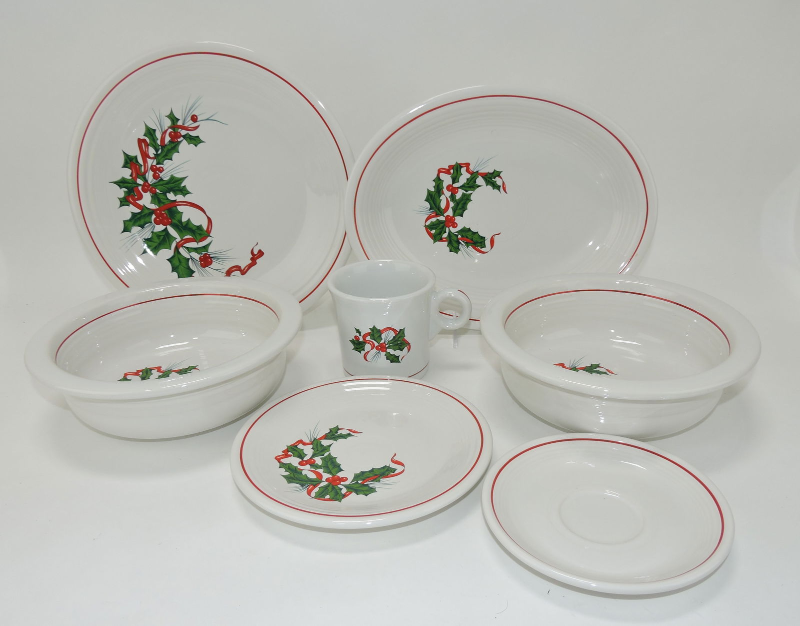 Fiesta Post 86 Christmas Holly & Berry (1 of 1)