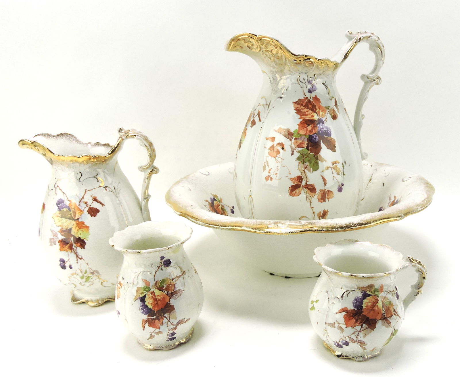 Homer Laughlin 5 pc wash basin set (1 of 1)