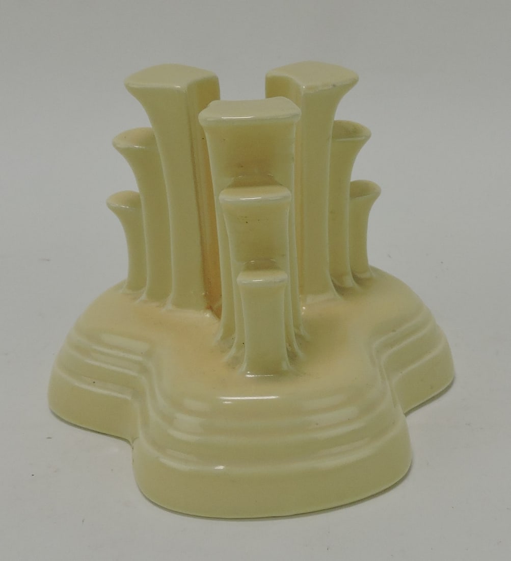Fiesta tripod candle holder, ivory (1 of 1)