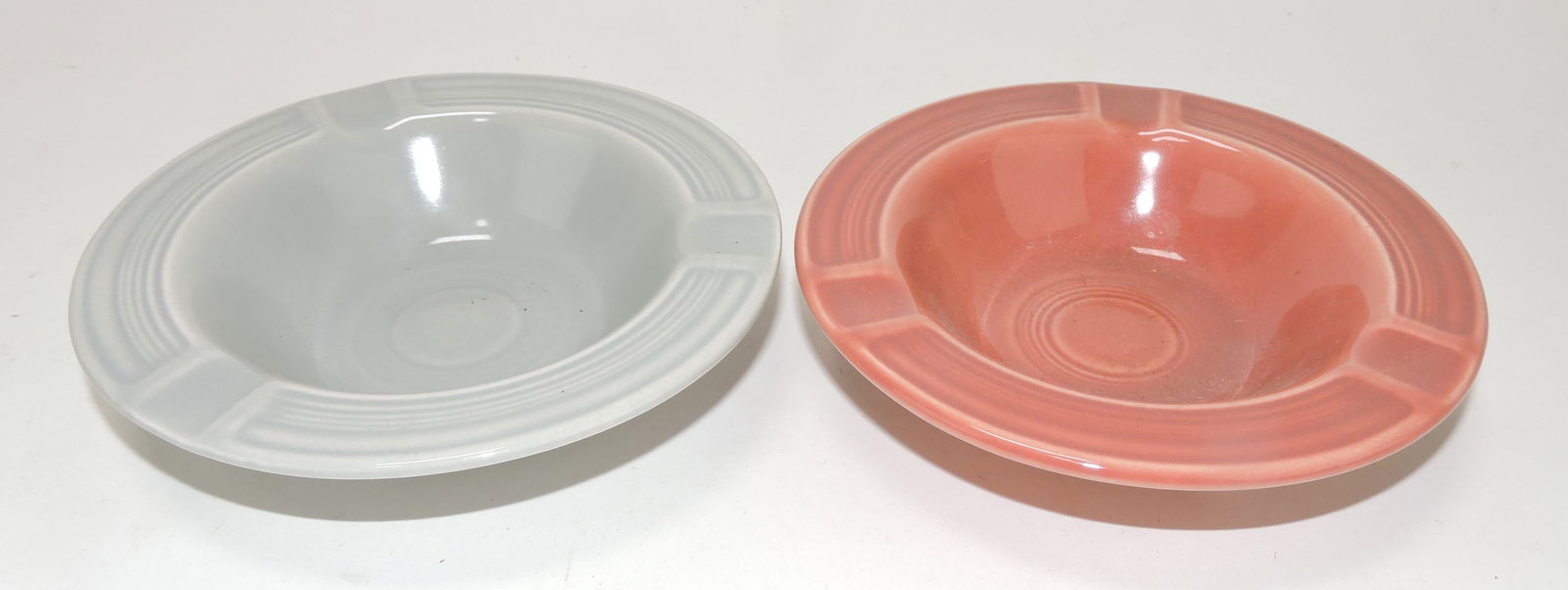 Fiesta ashtray group, gray, rose (1 of 1)