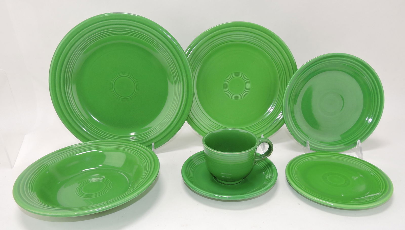 Fiesta 7 pc place setting, medium green (1 of 1)