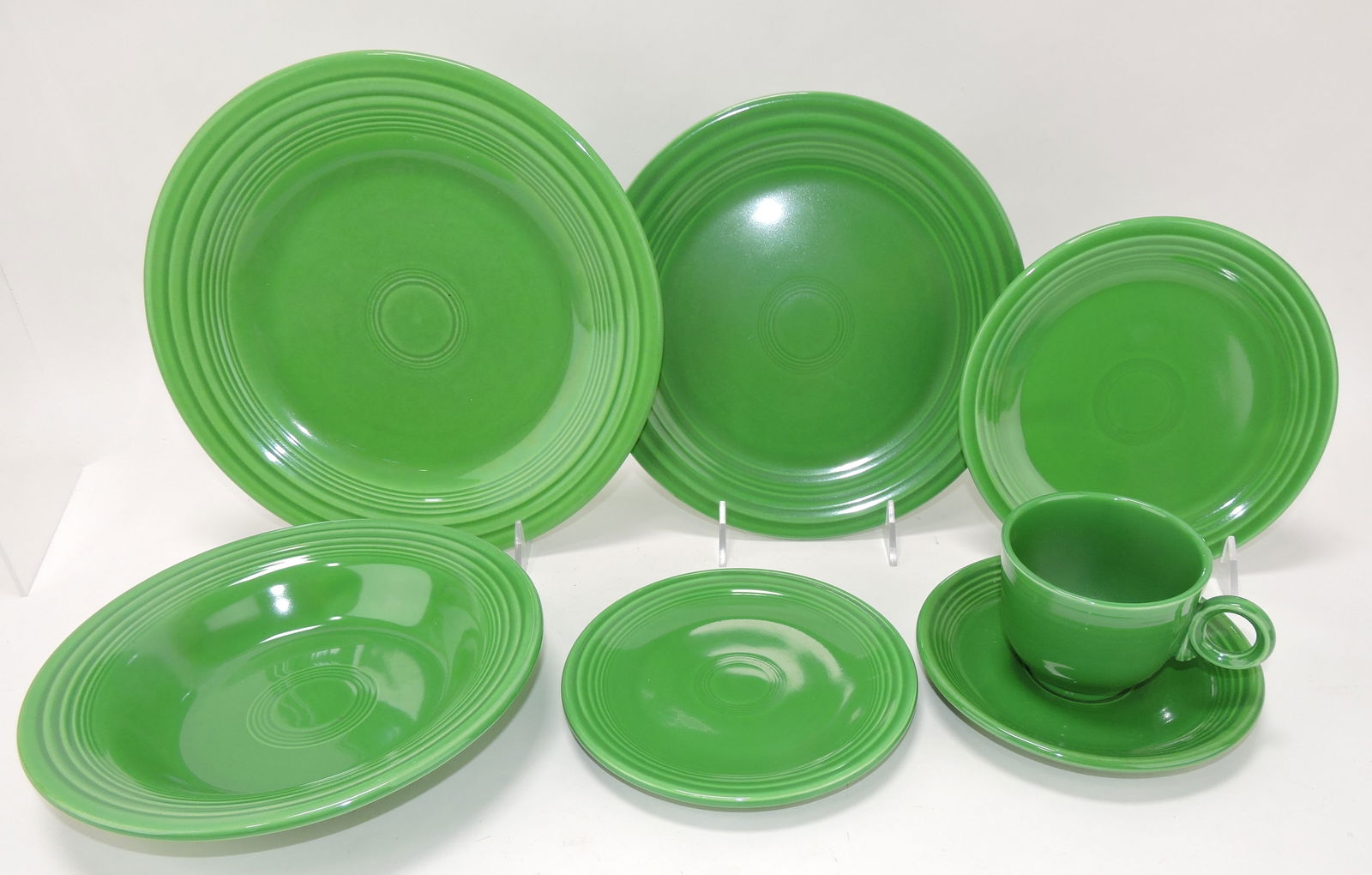 Fiesta 7 pc place setting, medium green (1 of 1)