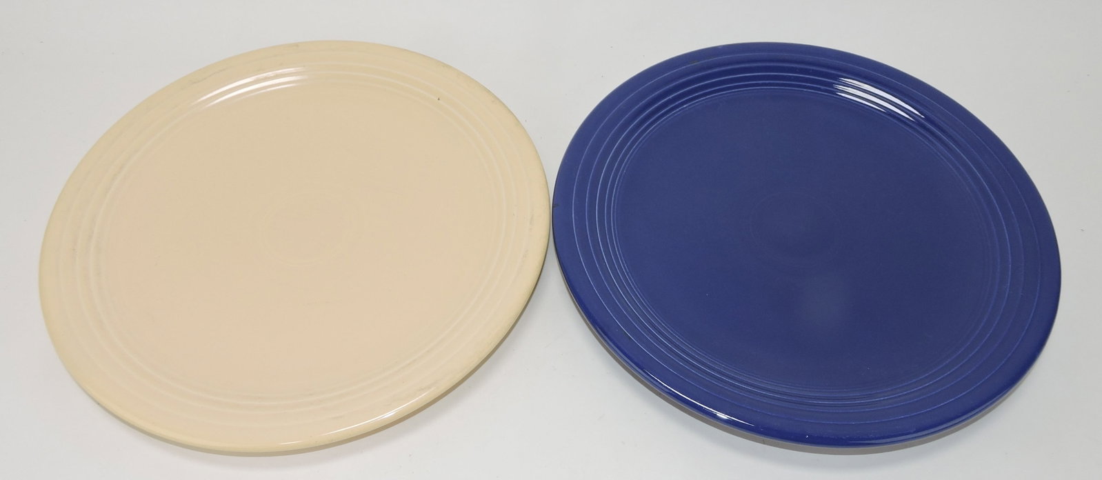 Fiesta 13" chop plate group,: cobalt and ivory