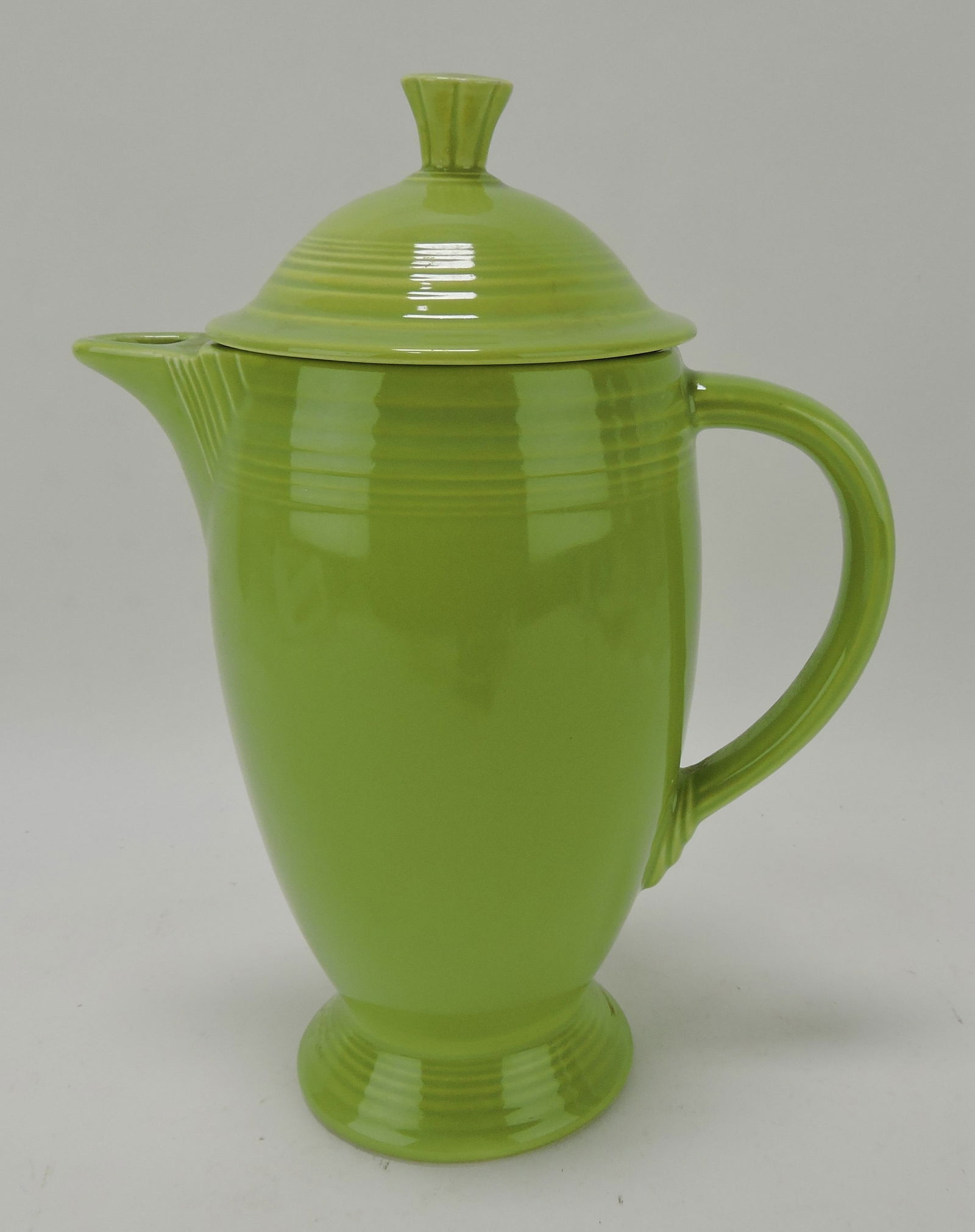 Fiesta coffee pot, chartreuse (1 of 1)