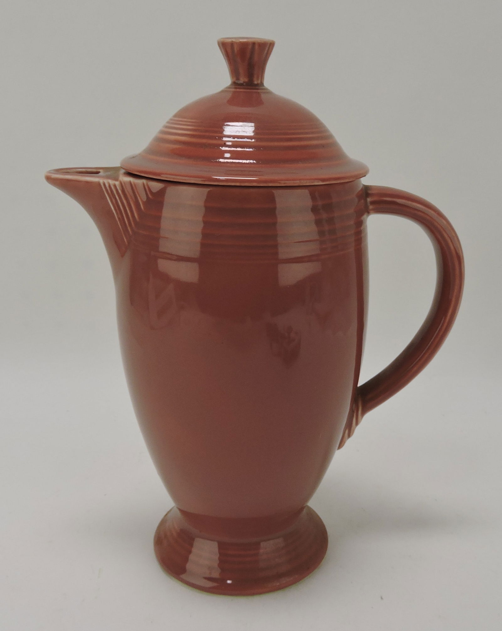 Fiesta coffee pot, rose (1 of 1)