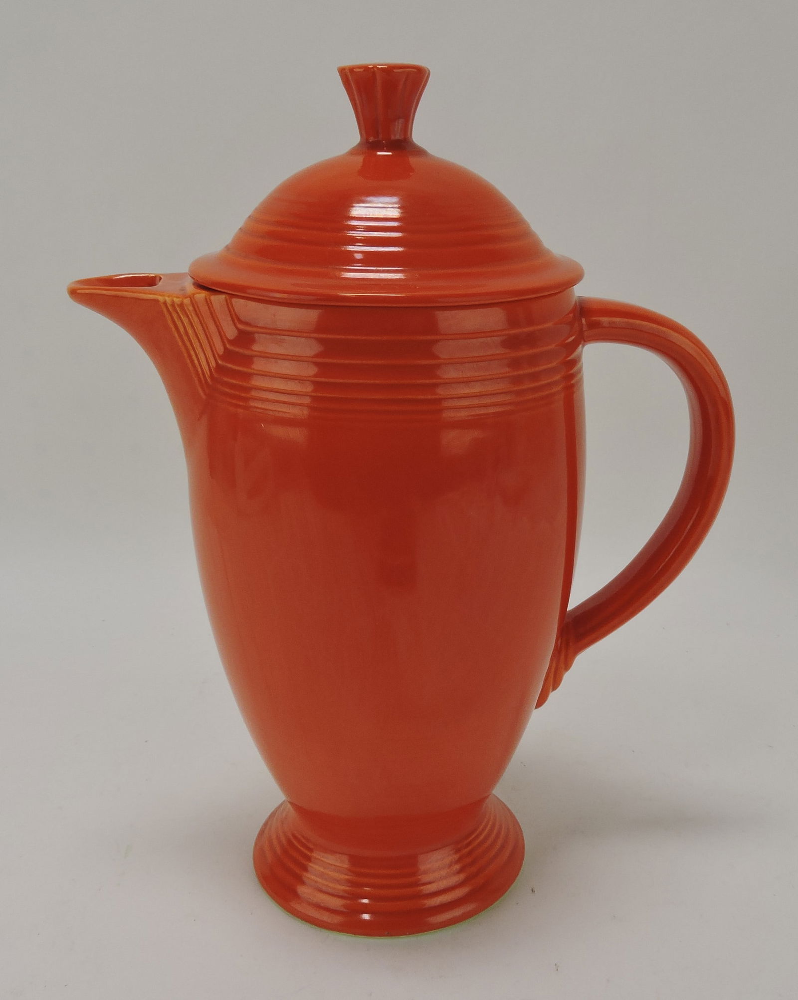 Fiesta coffee pot, red (1 of 1)