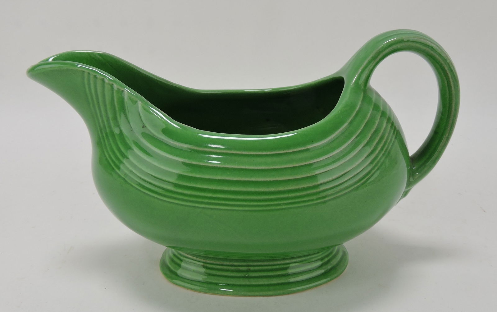 Fiesta sauce boat, medium green (1 of 1)