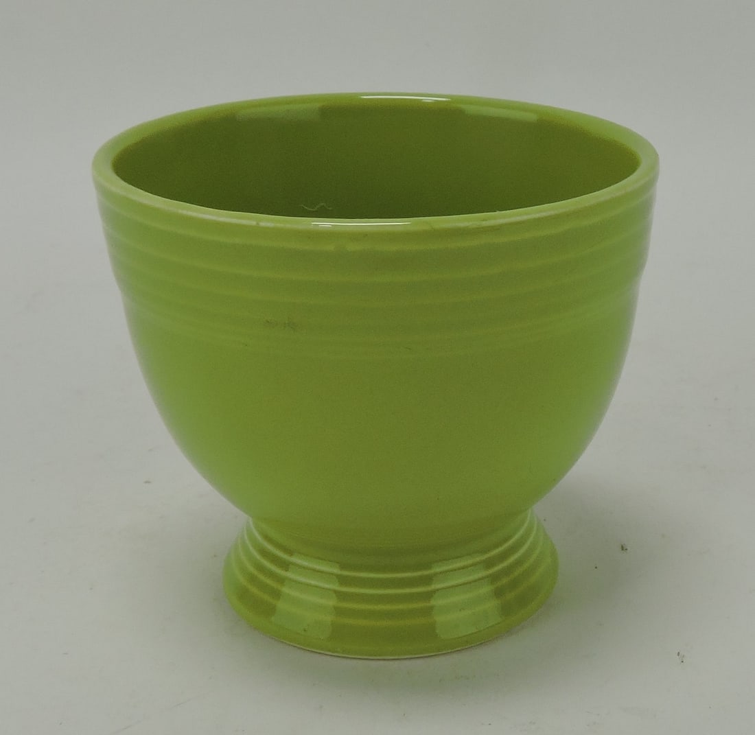 Fiesta egg cup, chartreuse (1 of 1)
