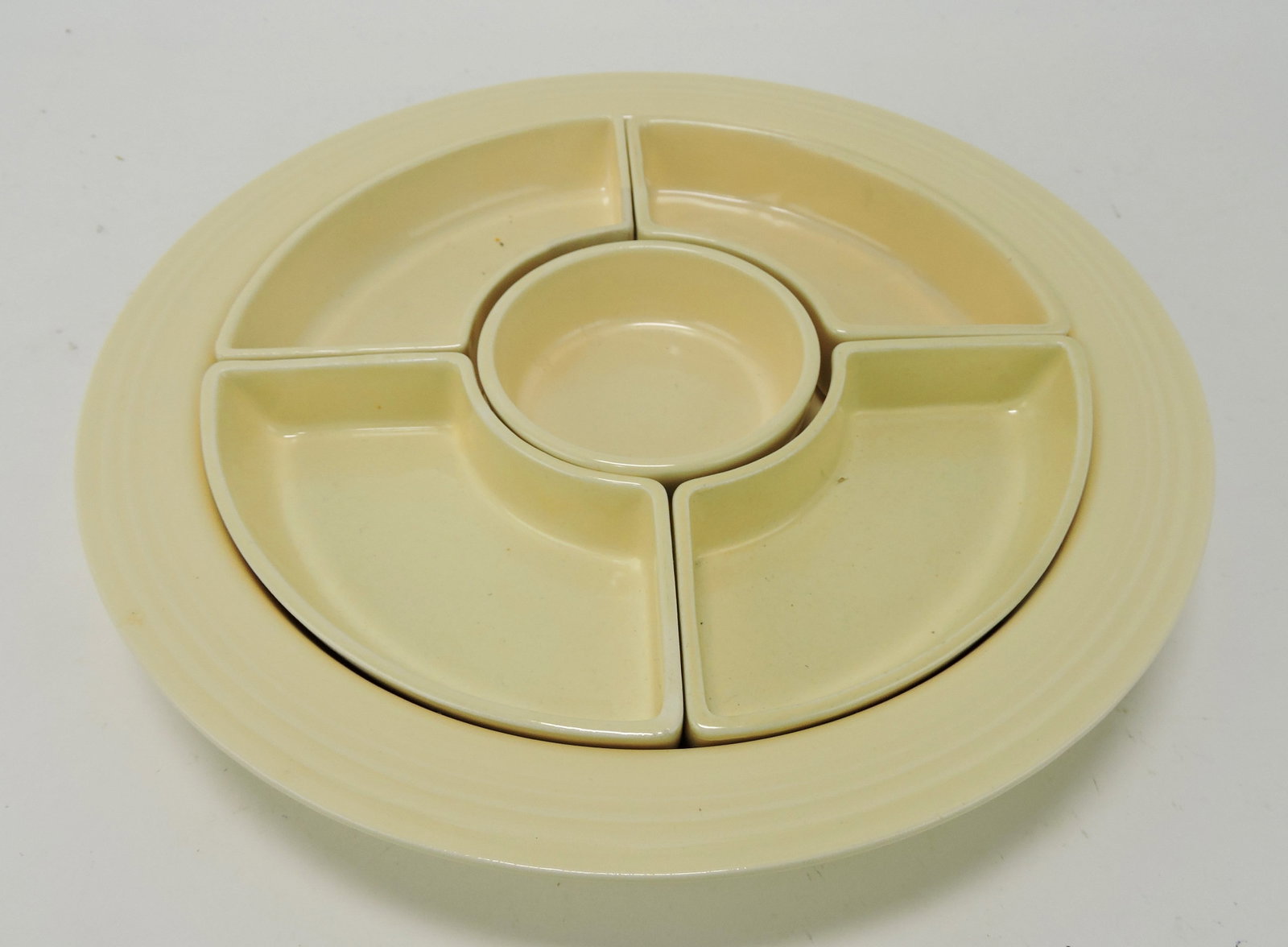 Fiesta relish tray, all ivory: .