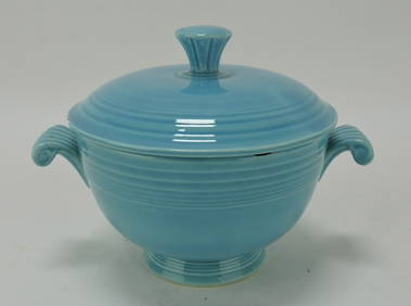 Fiesta covered onion soup, turquoise, (1 of 3)