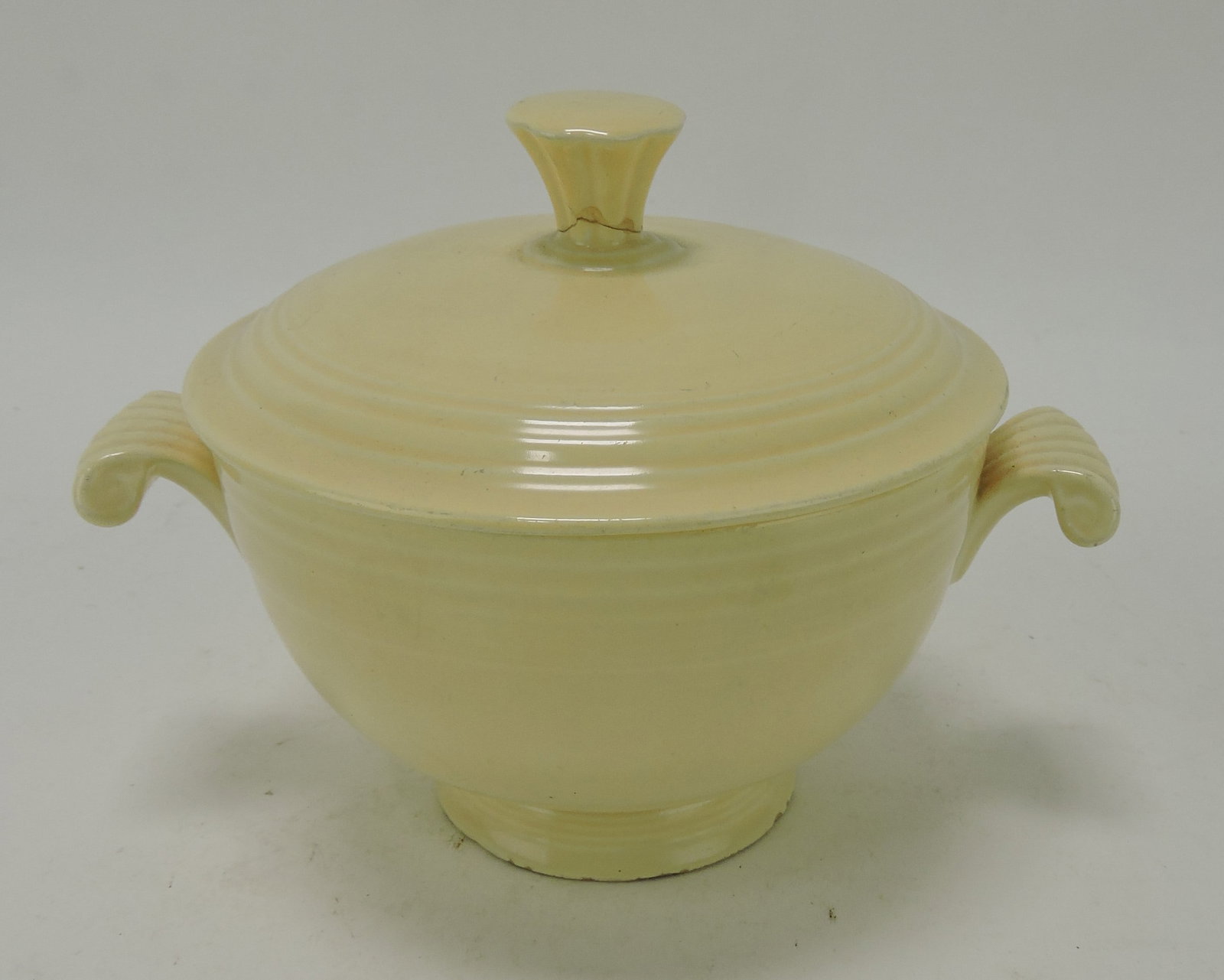 Fiesta covered onion soup, ivory,: finial re-stuck, base rim nicks to base