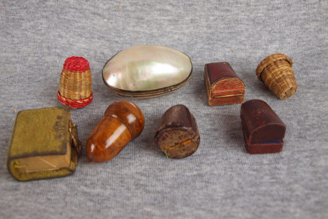 Lot of thimble holders and cases, some with thimbl: Lot of thimble holders and cases, some with thimbles