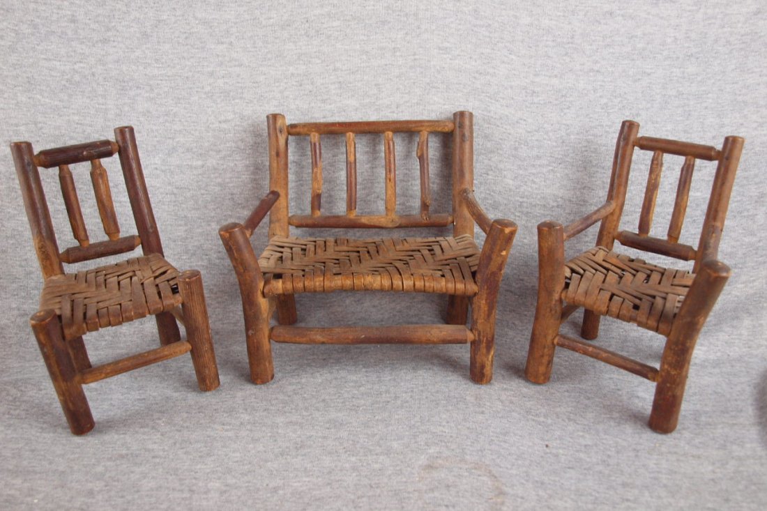 Salesman sample 3 piece Hickory patio set with lo: Salesman sample 3 piece Hickory patio set with loveseat and 2 chairs, 8"h