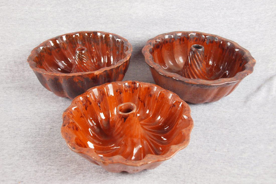 Lot of 3 redware turban molds, nicks: Lot of 3 redware turban molds, nicks