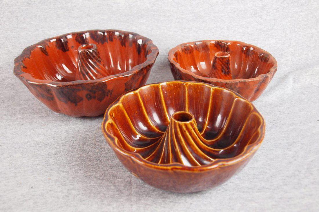 Lot of 3 redware turban molds, nicks: Lot of 3 redware turban molds, nicks