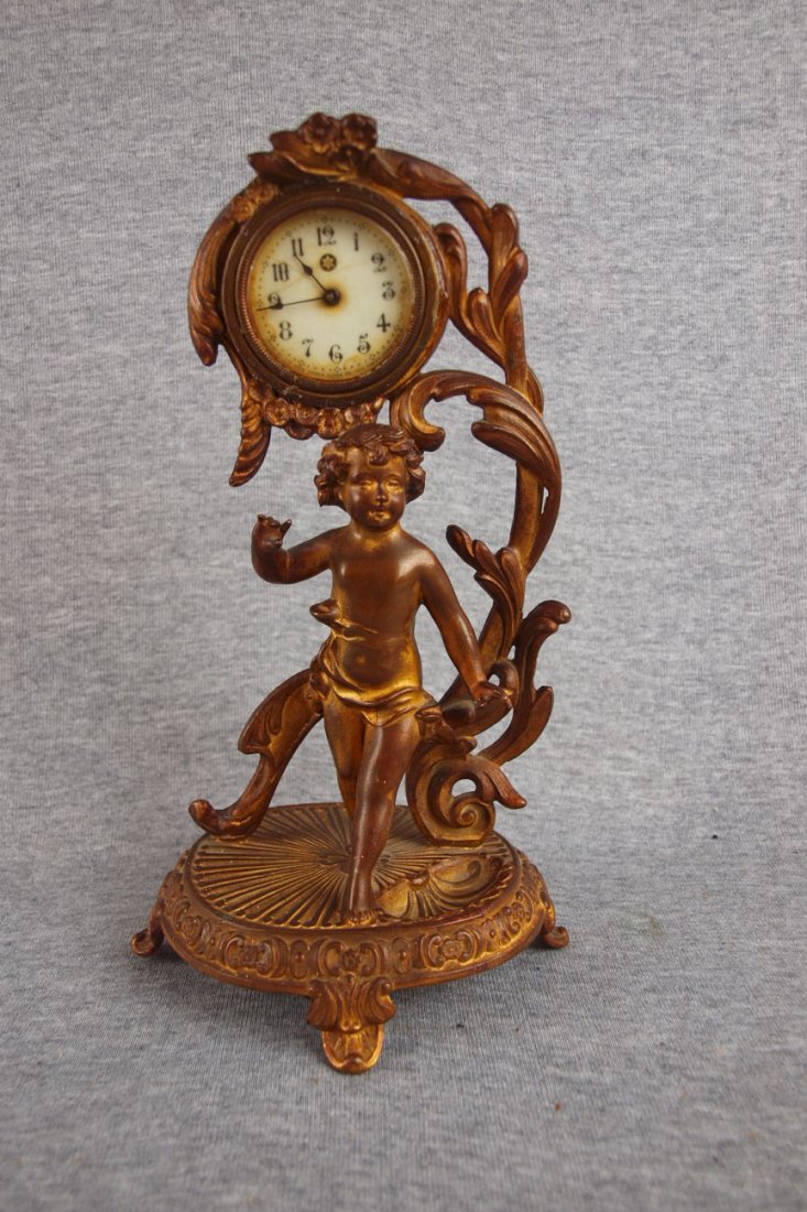 New Haven novelty clock with cherub, 10 1/2" : New Haven novelty clock with cherub, 10 1/2"