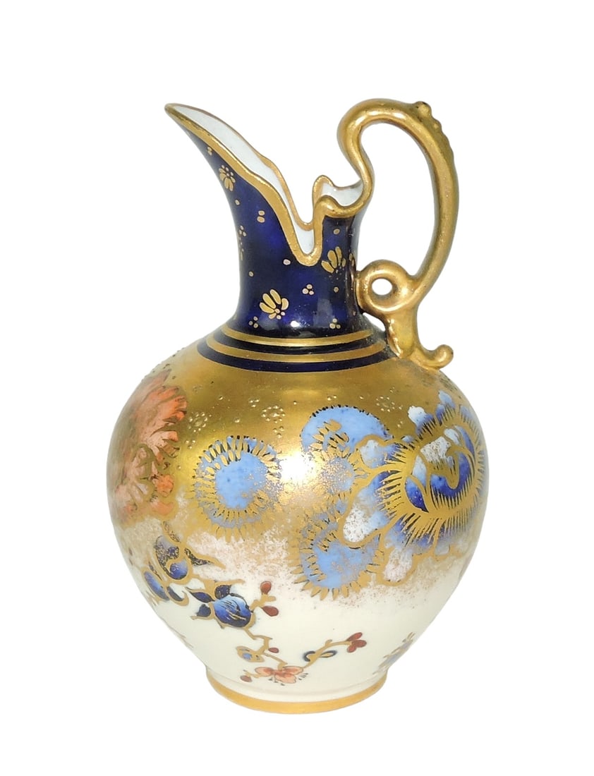 Royal Crown Derby Porcelain Gilded (1 of 3)