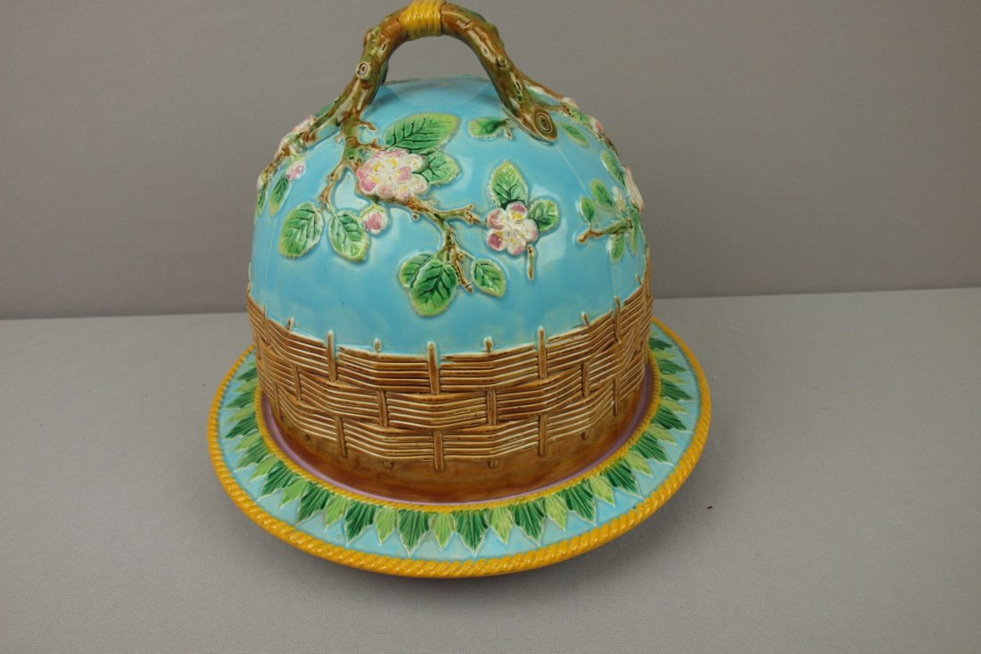 GEORGE JONES majolica cheese keeper with apple blo: GEORGE JONES majolica cheese keeper with apple blossom cover (hairline) and cow cheese keeper base