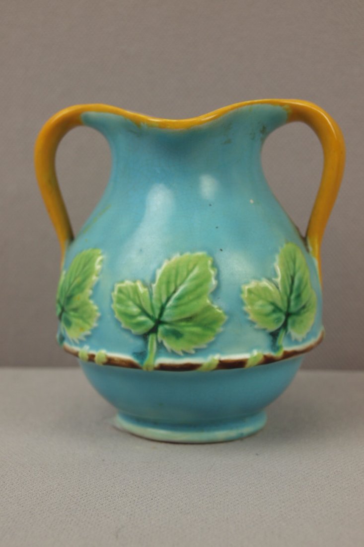 GEORGE JONES strawberry creamer, 3 1/2": GEORGE JONES strawberry creamer, 3 1/2"