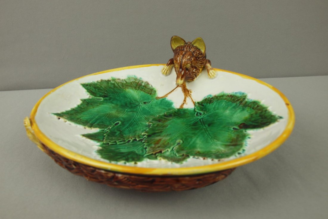 GEORGE JONES majolica fox and leaf serving tray w: GEORGE JONES majolica fox and leaf serving tray with light pink/white ground, professional repair to ears, minor hairline to tray, 10"w