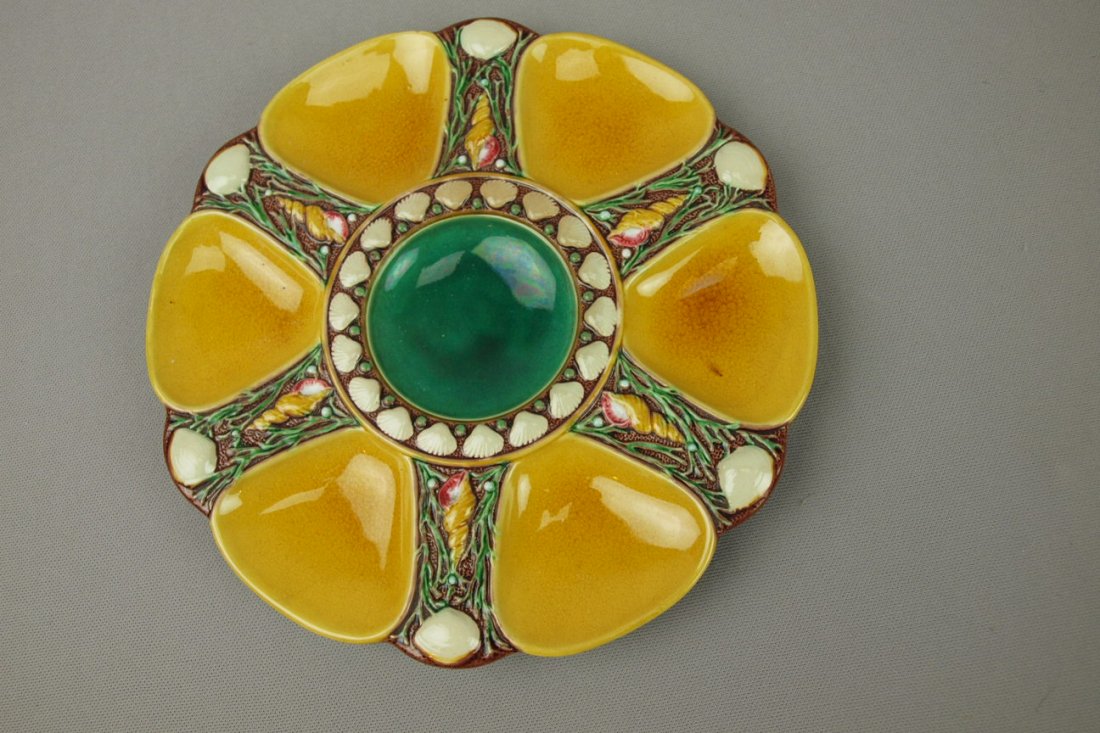 MINTON majolica rare yellow 6 well oyster plate w: MINTON majolica rare yellow 6 well oyster plate with very rare green center, shape no. 1323, 9", ref: Karsnitz p. 52