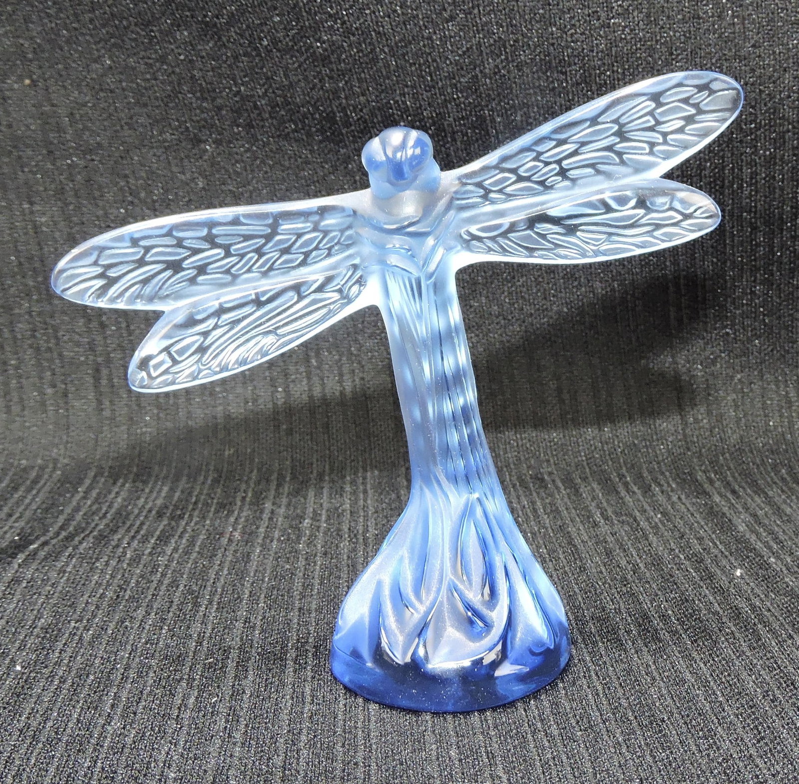 Lalique France sapphire blue dragonfly,: 3 1/2"