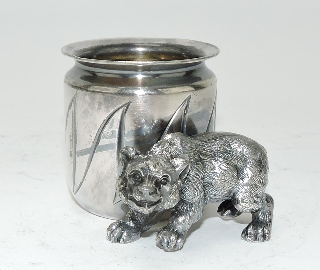 Meriden silver plate figural toothpick (1 of 1)